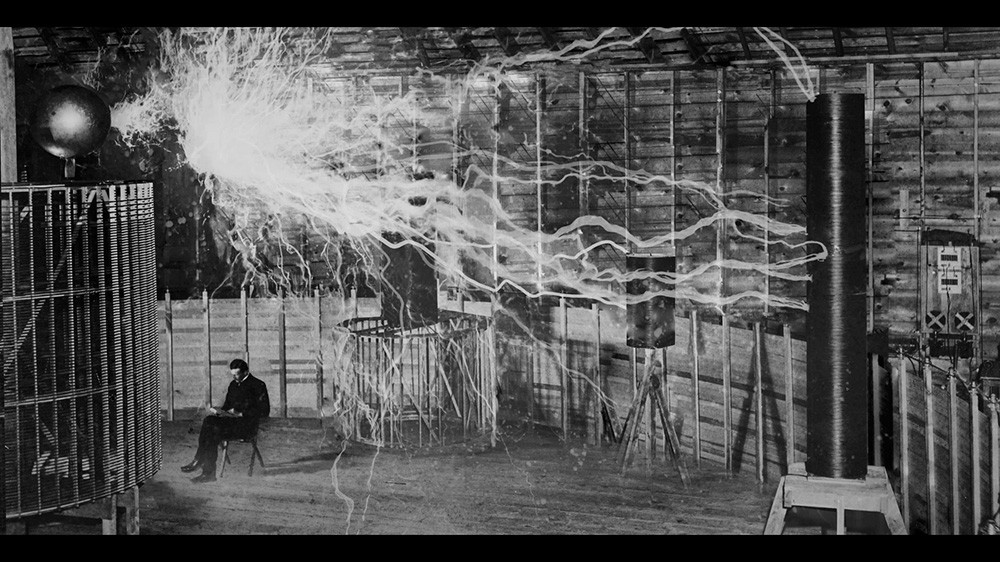 Nikola Tesla, Valovi prihodnosti