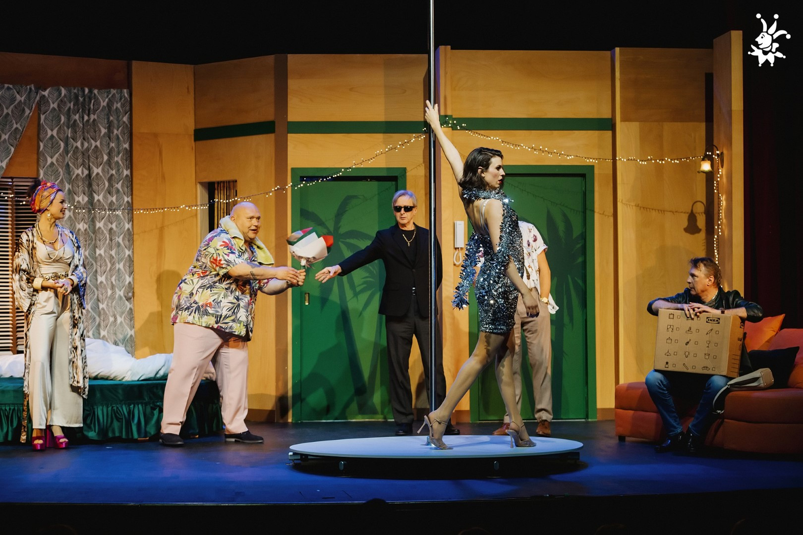 Posli pod krinko (Shady Business)