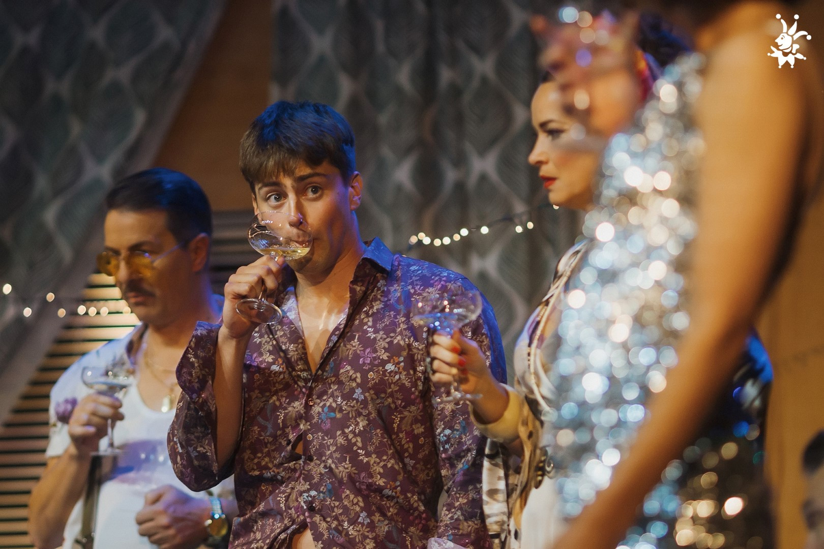 Posli pod krinko (Shady Business)