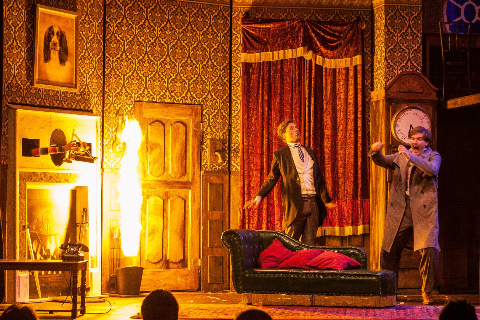 Predstava, ki gre narobe