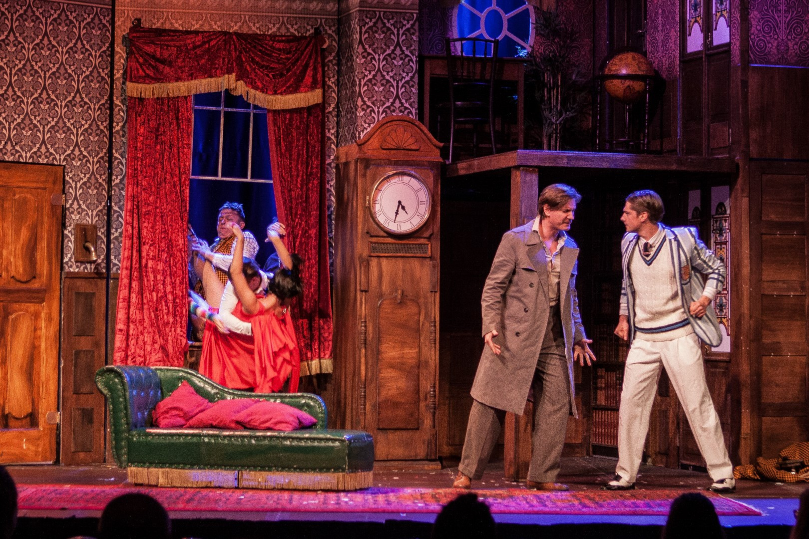 Predstava, ki gre narobe