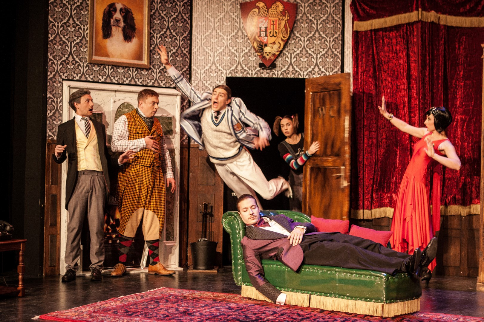 Predstava, ki gre narobe