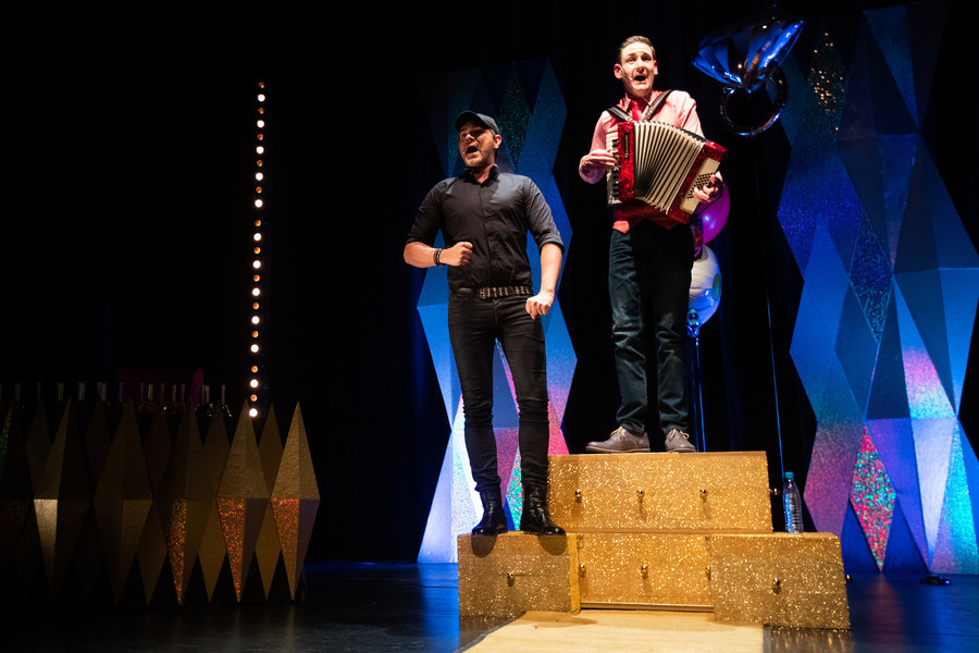 Predstava za vsako priložnost