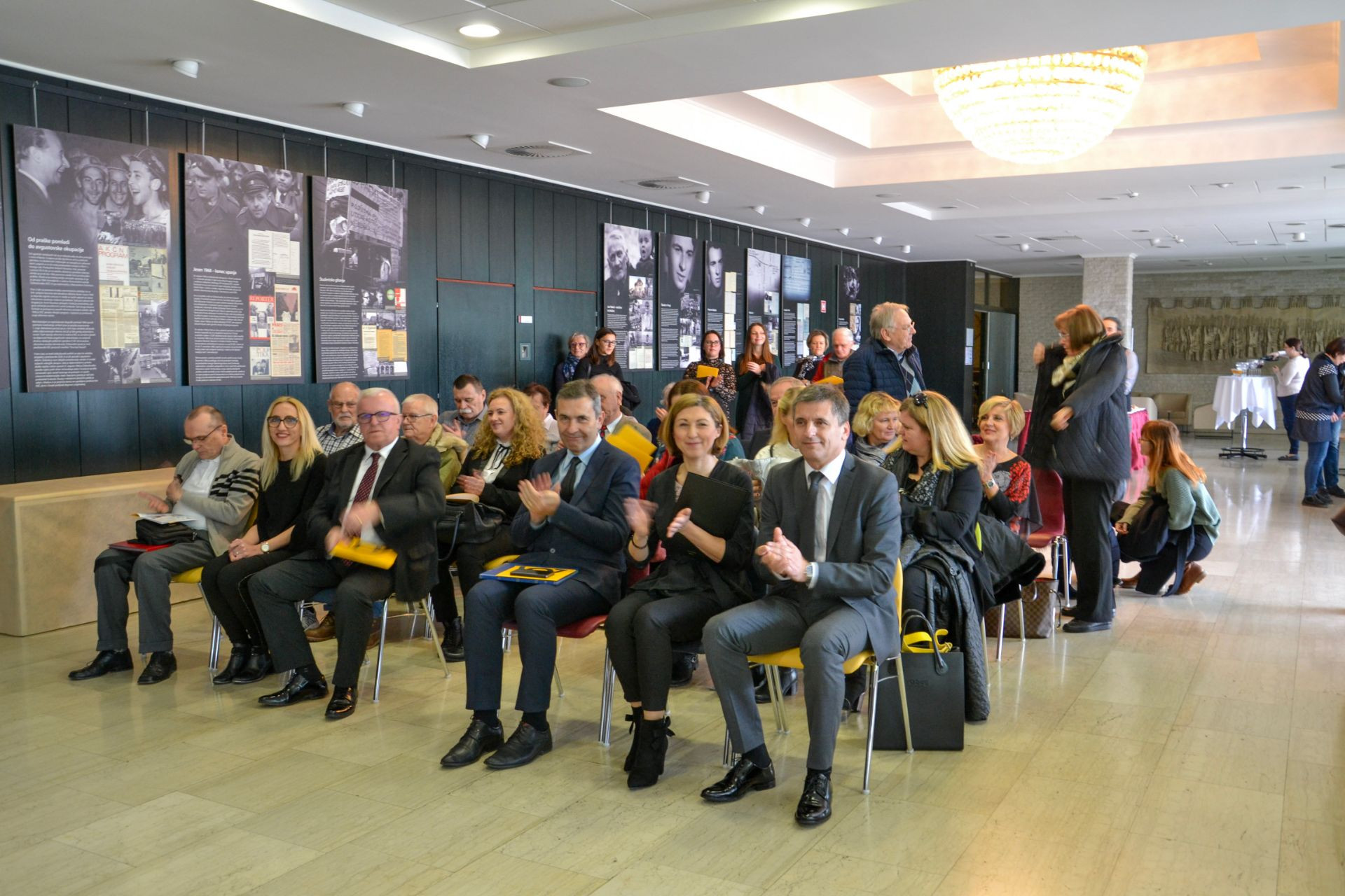 Predstavitev poštne znamke - 500. obletnica rojstva Adama Bohoriča