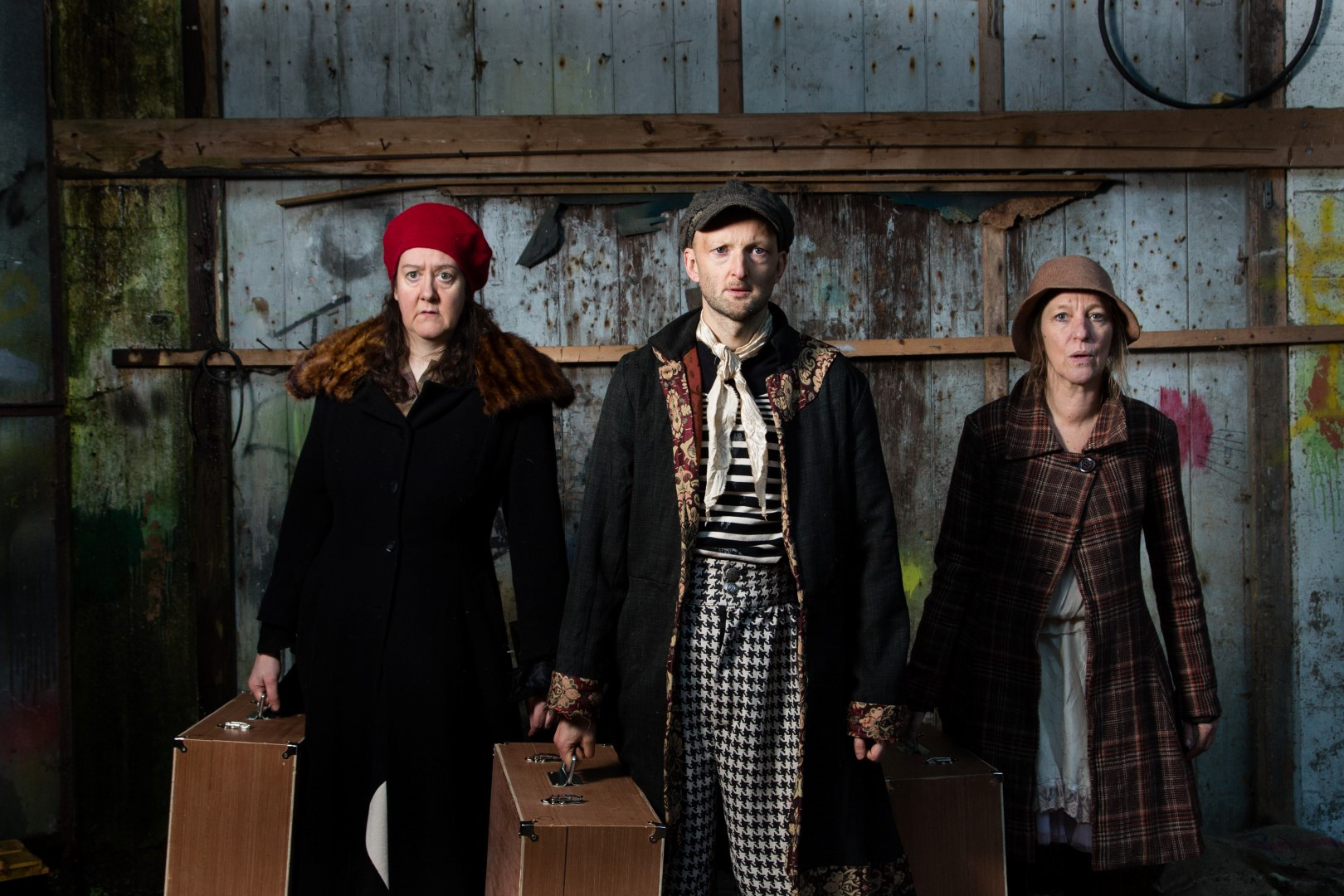 Turas Theatre Collective: Preživeli