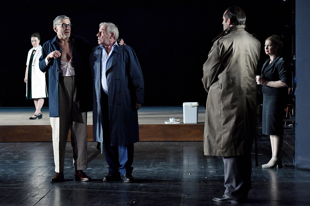 V iskanju izgubljenega jezika