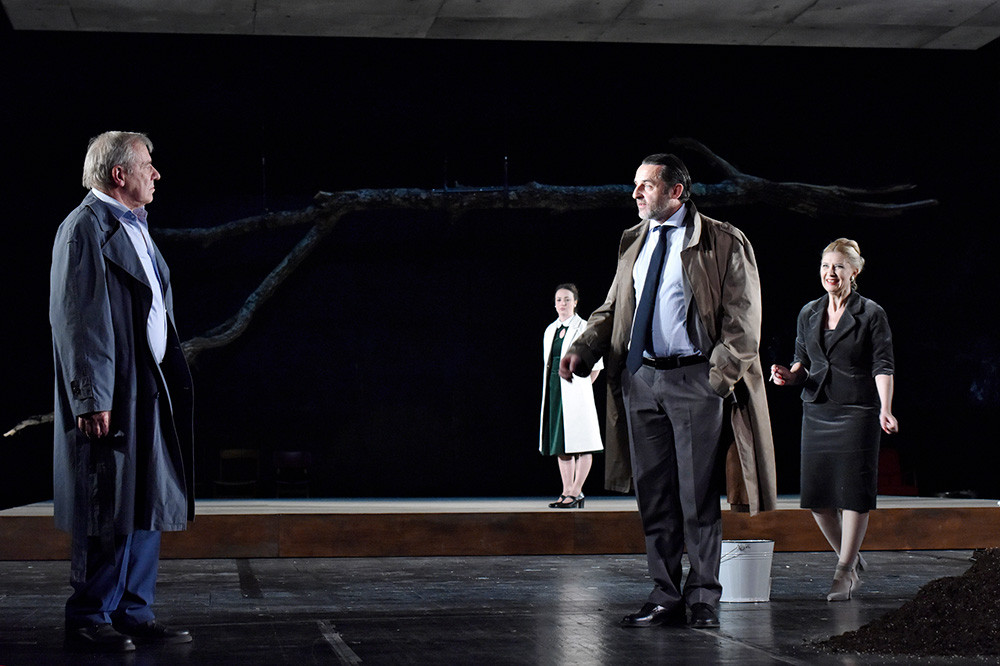 V iskanju izgubljenega jezika