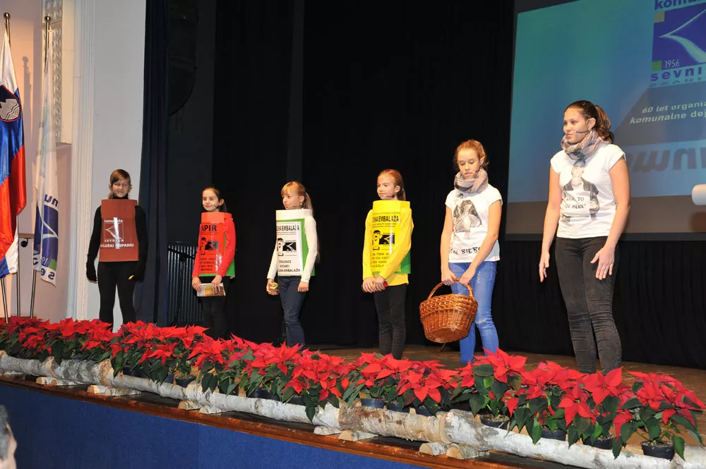 60 let organizirane komunalne dejavnosti