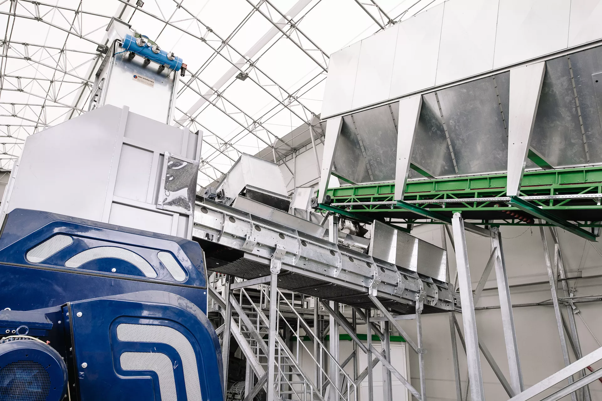 Center za ravnanje z odpadki Spodnji Stari Grad – objekt z napravo za predobdelavo gorljivih frakcij odpadkov v trdno gorivo