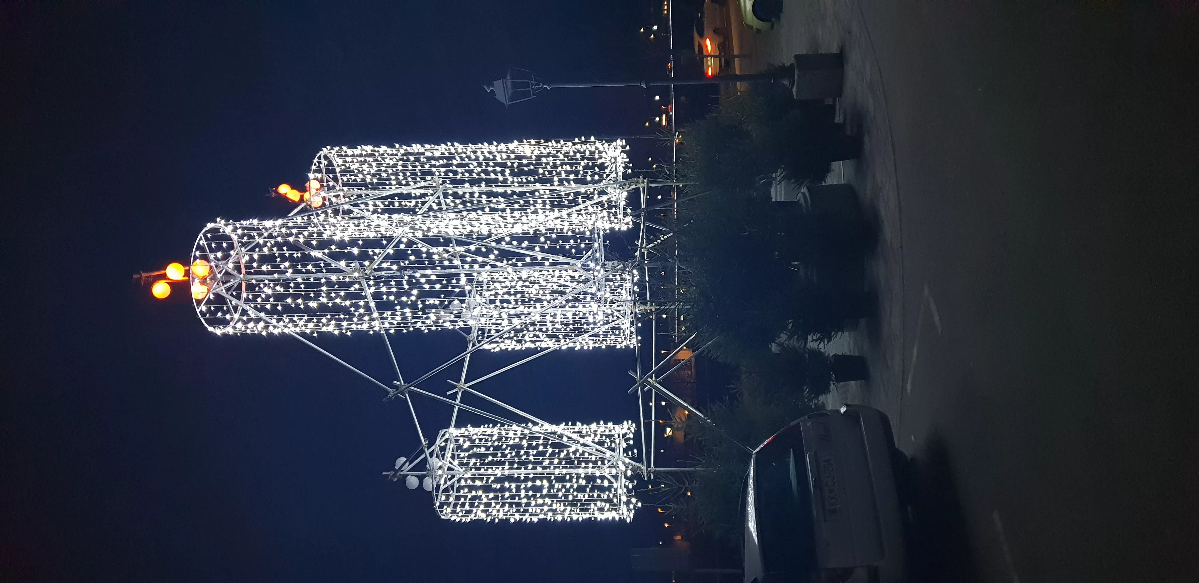 Novoletna okrasitev v Krškem 2018 /2019 - adventni venček