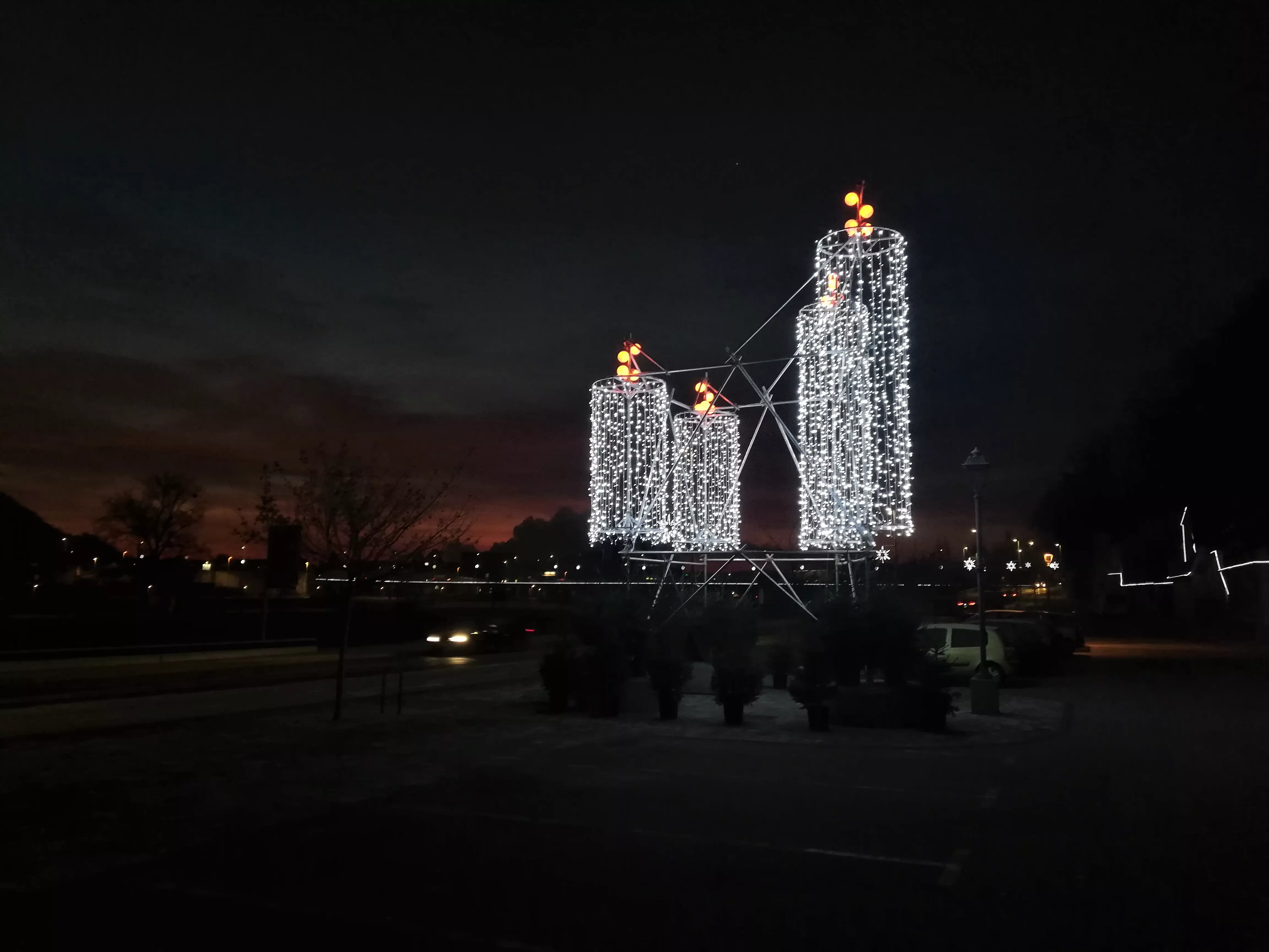 Novoletna okrasitev v Krškem 2018 /2019 - adventni venček