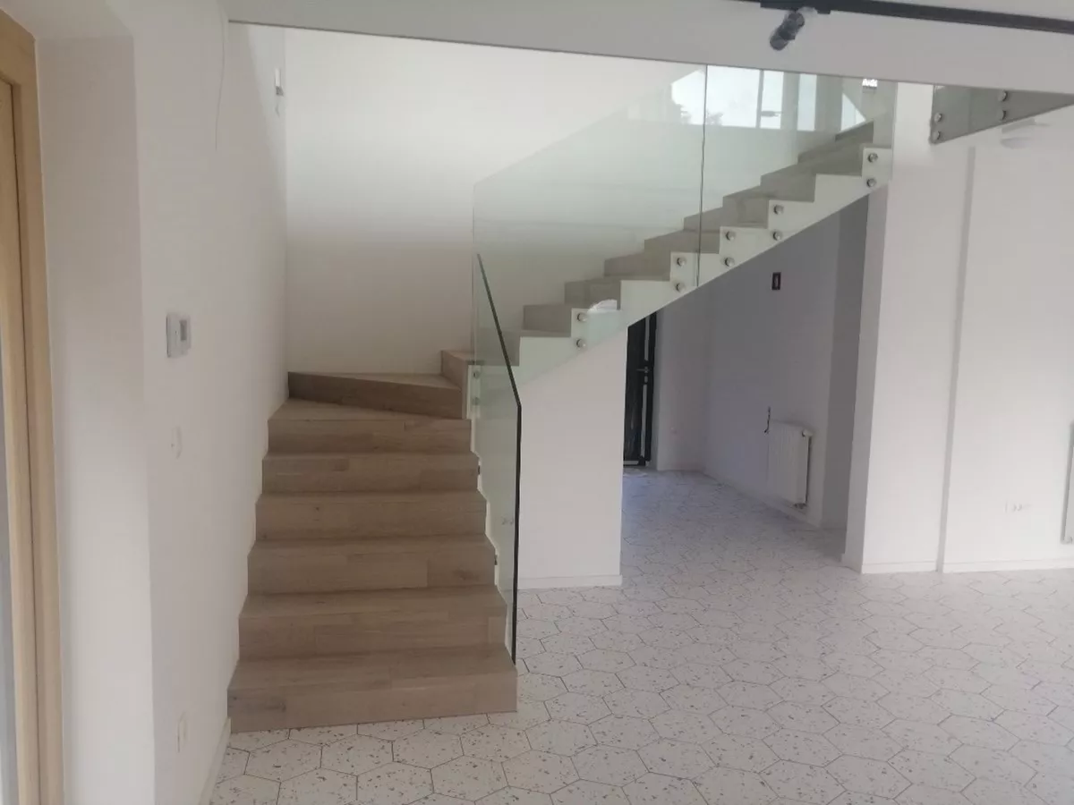 RIC Elektronček in Čebelica