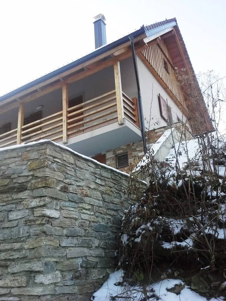 Stanovanjski objekt J