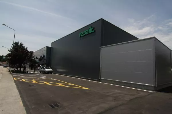 Steklarska delavnica Resnik