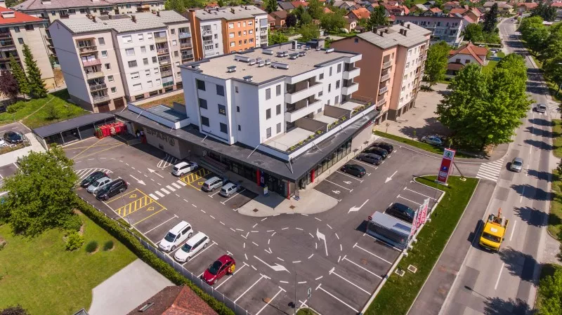 Trgovsko-stanovanjski objekt Videm