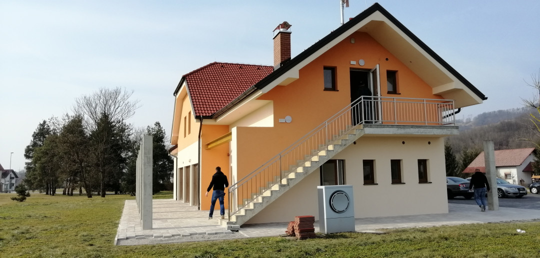 Večnamenski objekt Spodnji Stari Grad