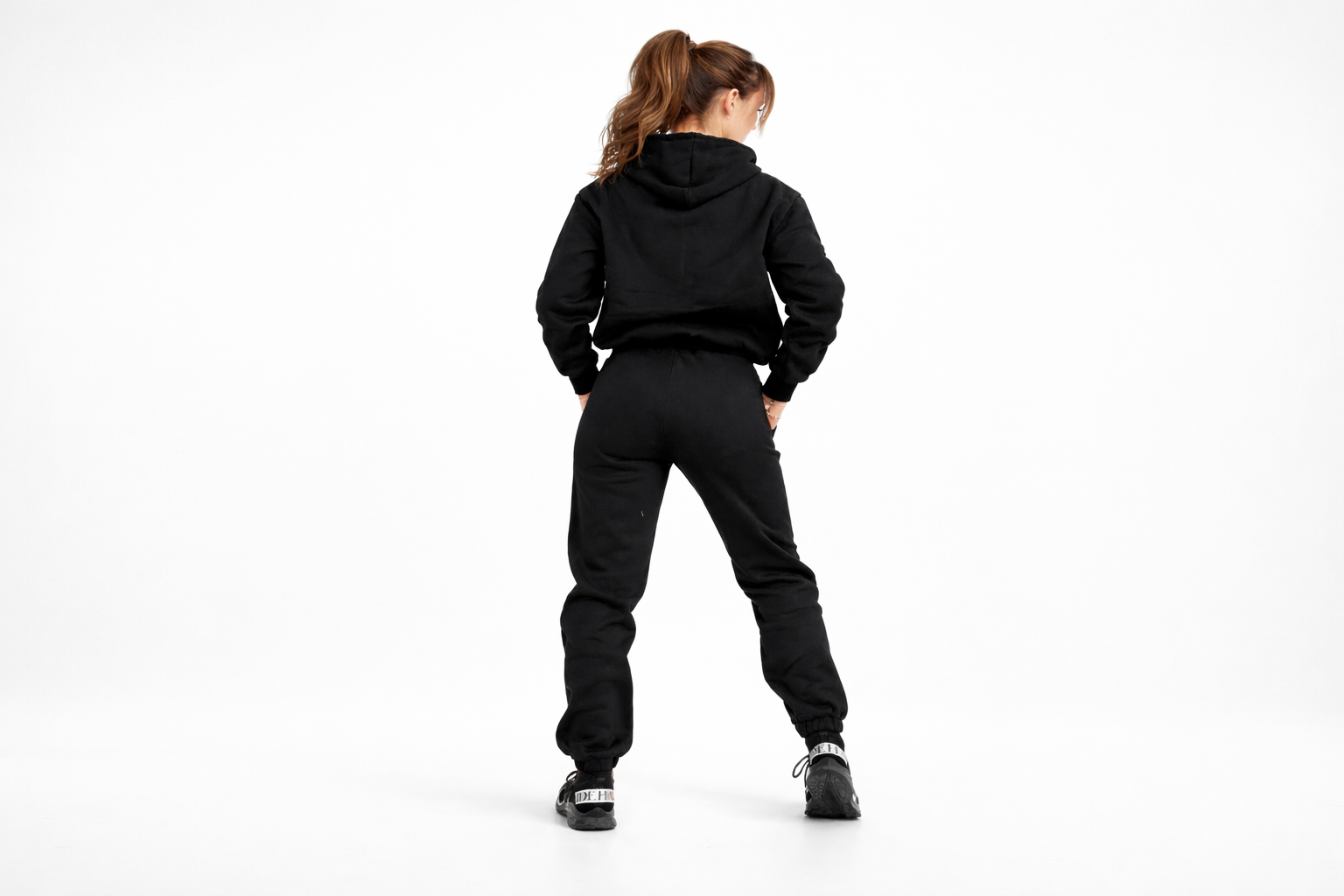 Komplet Calma luxe - črna