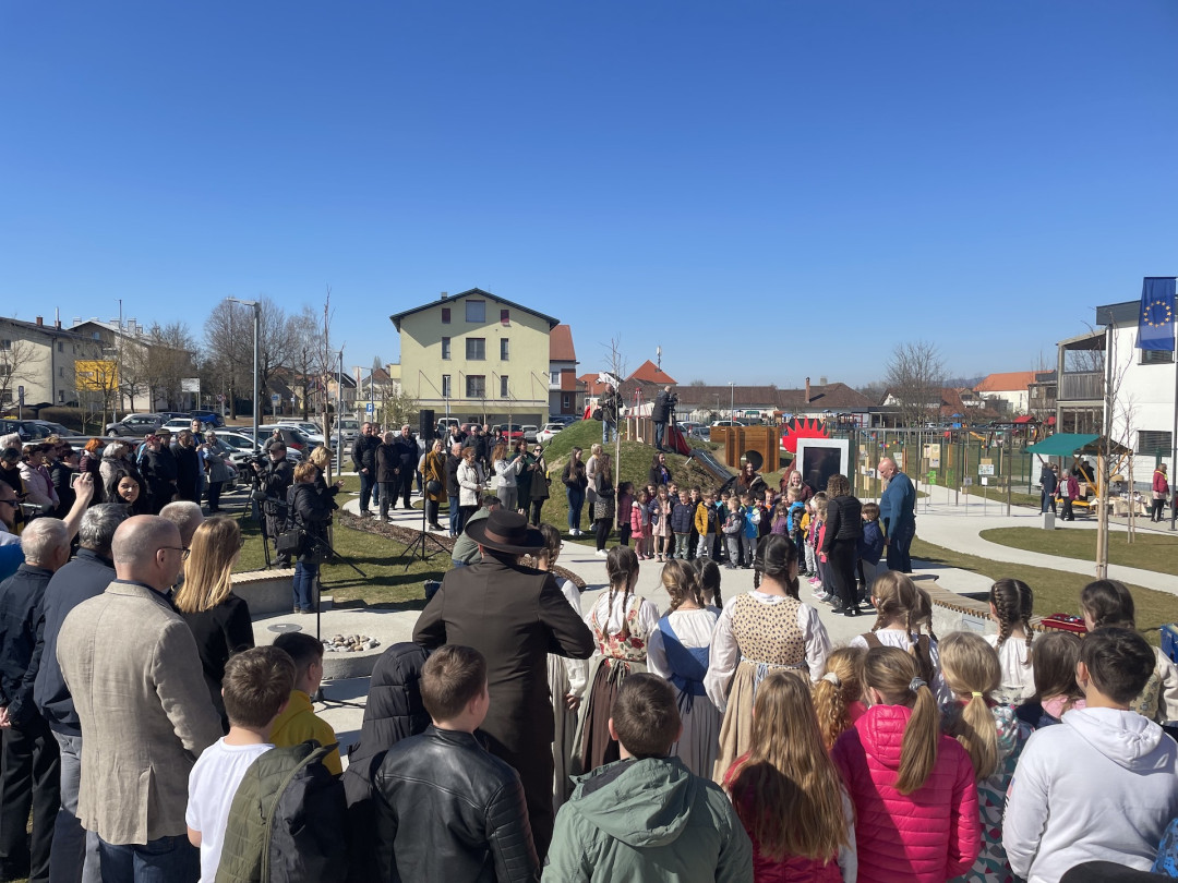 Šentjernejska učna pot z informacijskim zaslonom na dotik