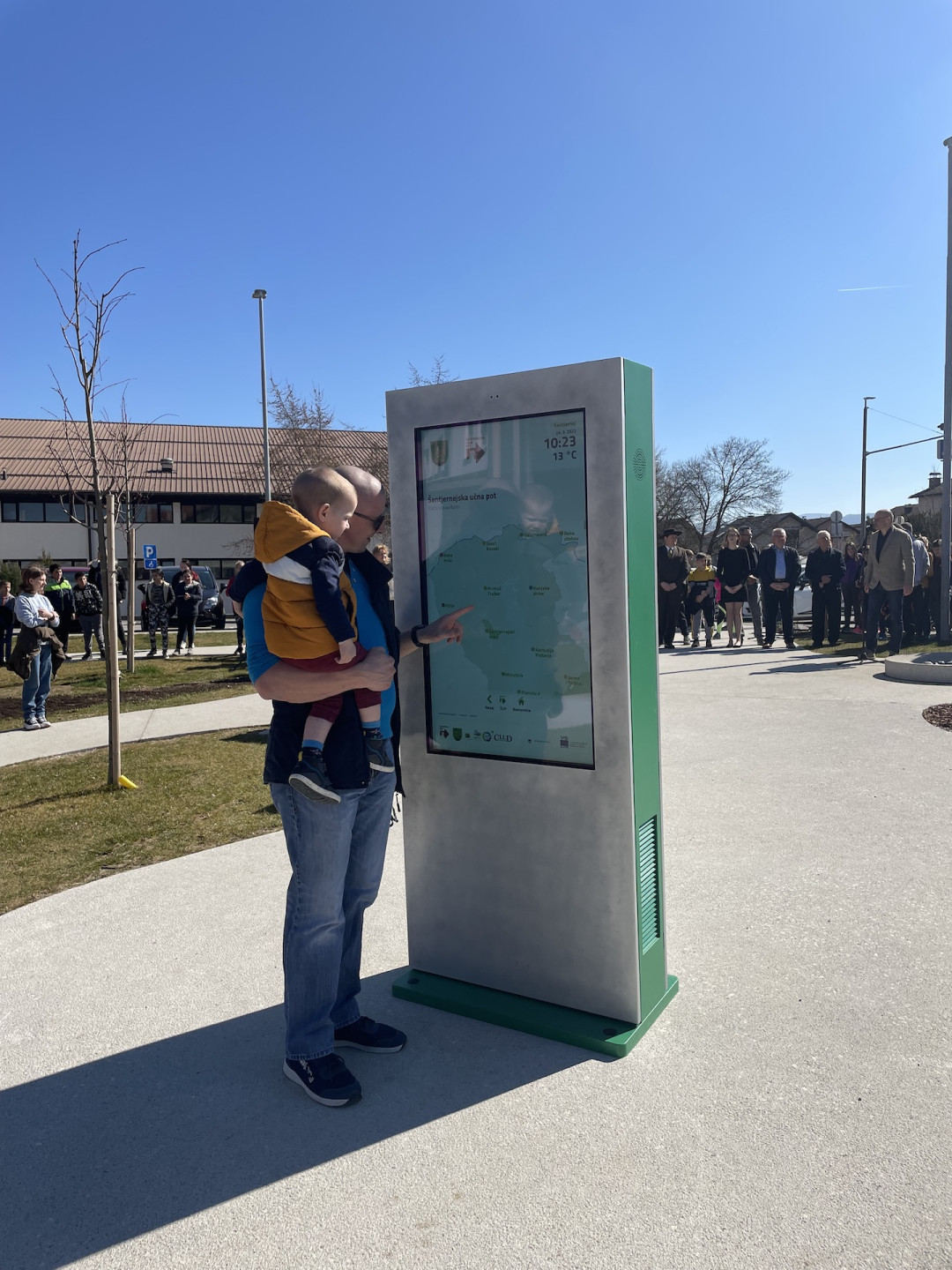 Šentjernejska učna pot z informacijskim zaslonom na dotik