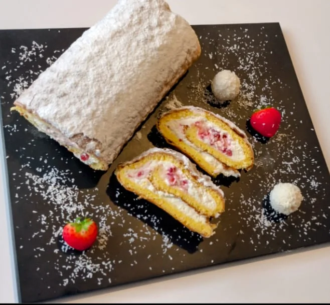 Rafaelo rolada z jagodami