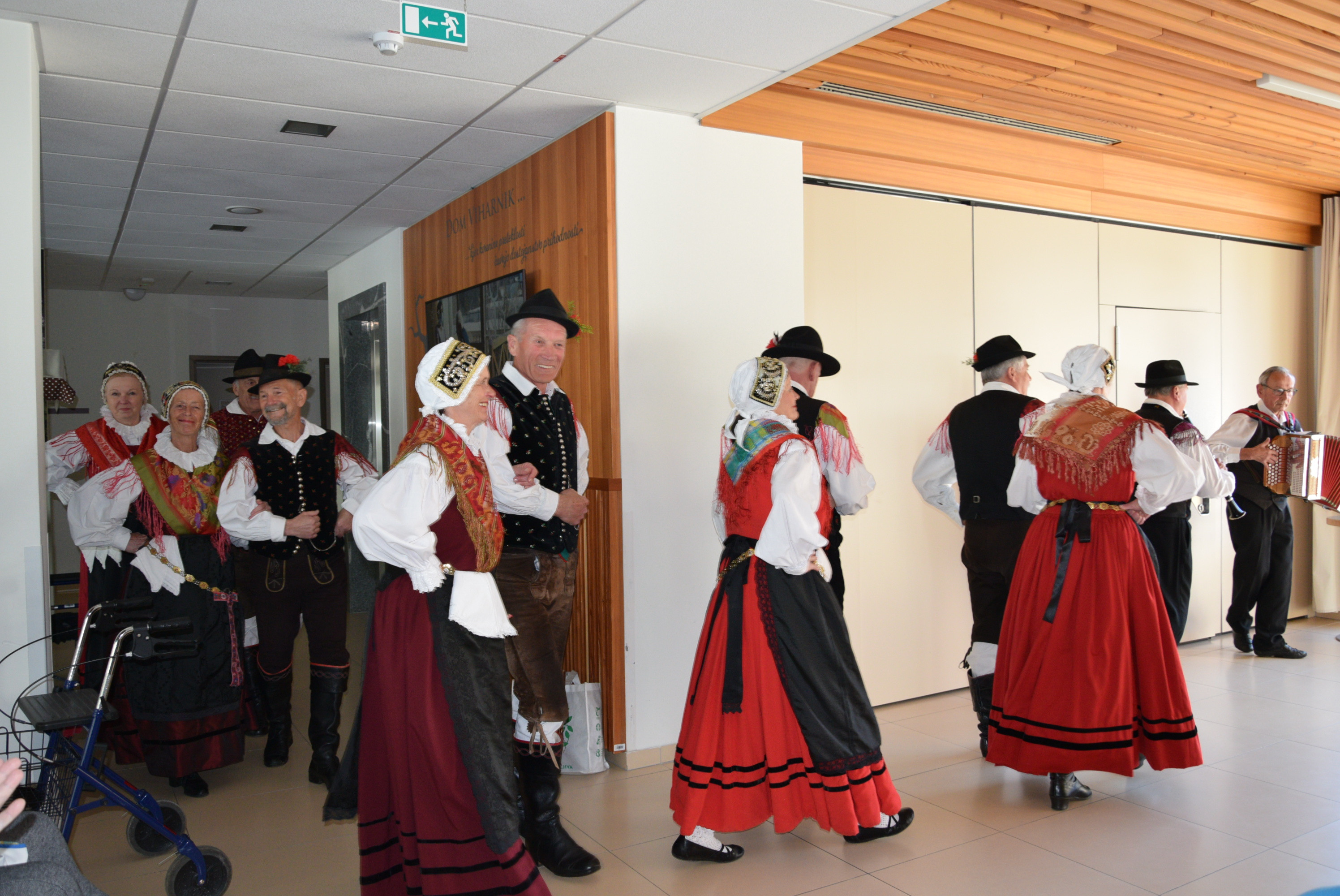 8. marec v domu Viharnik