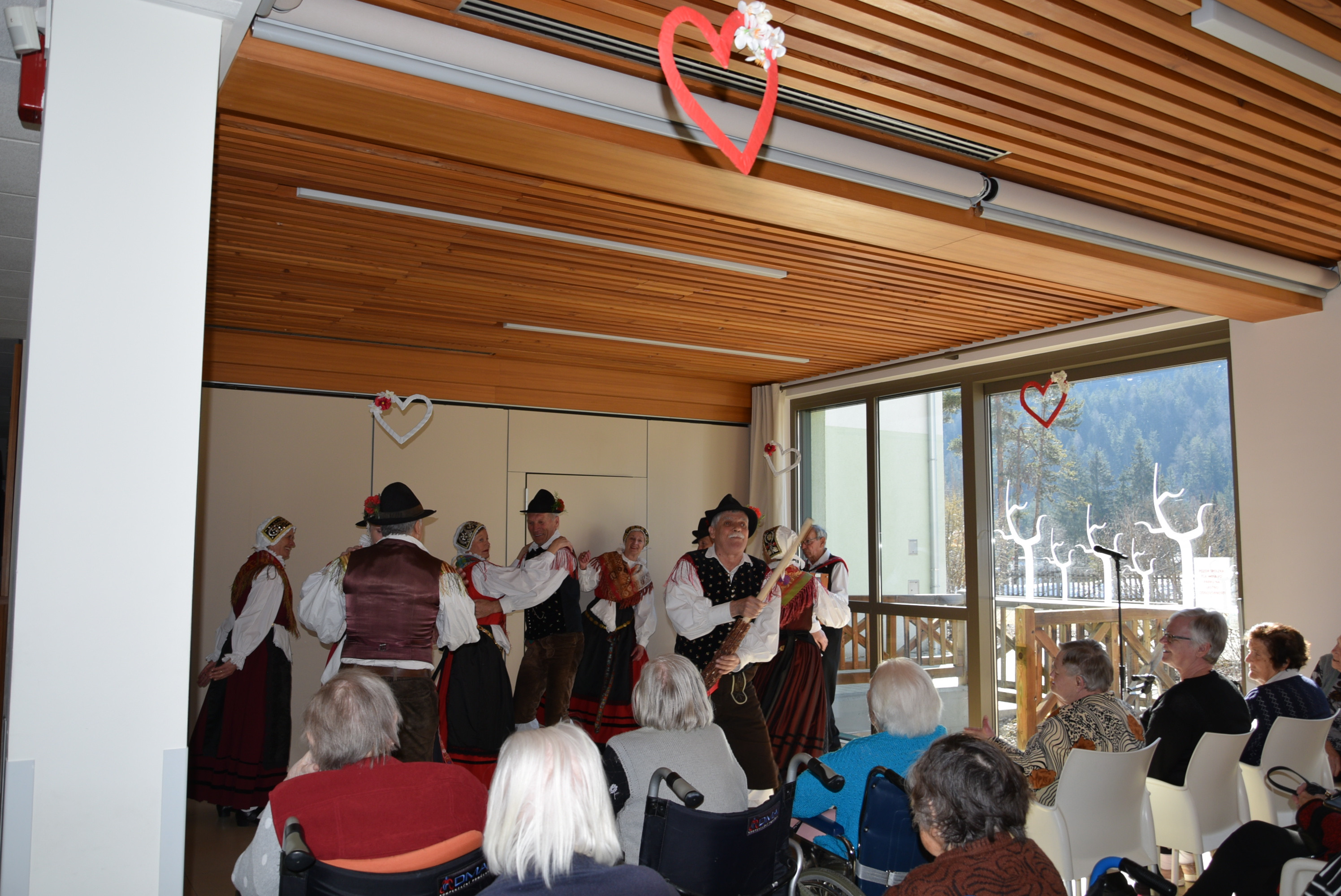 8. marec v domu Viharnik