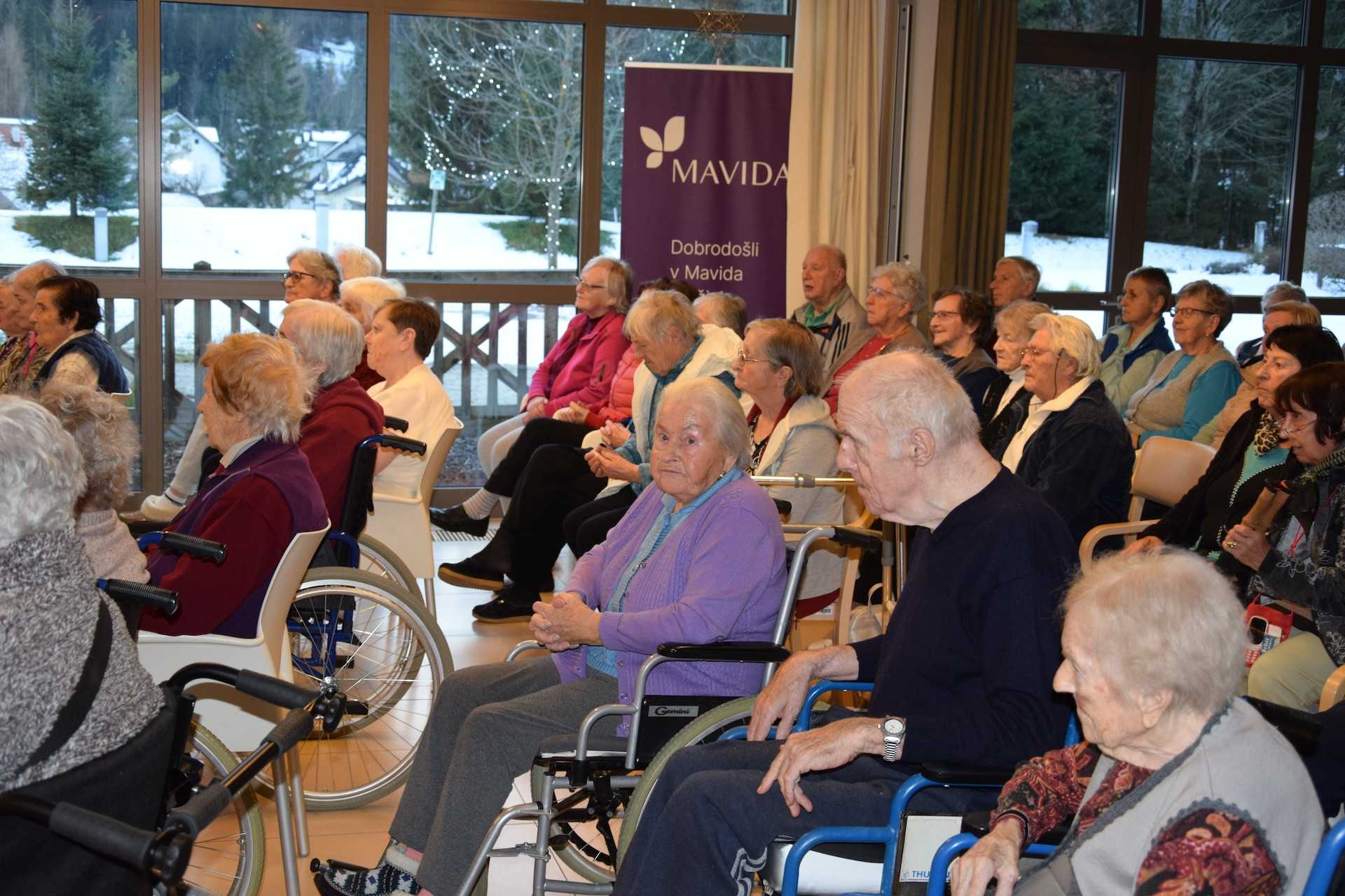 Božični koncert Odmev