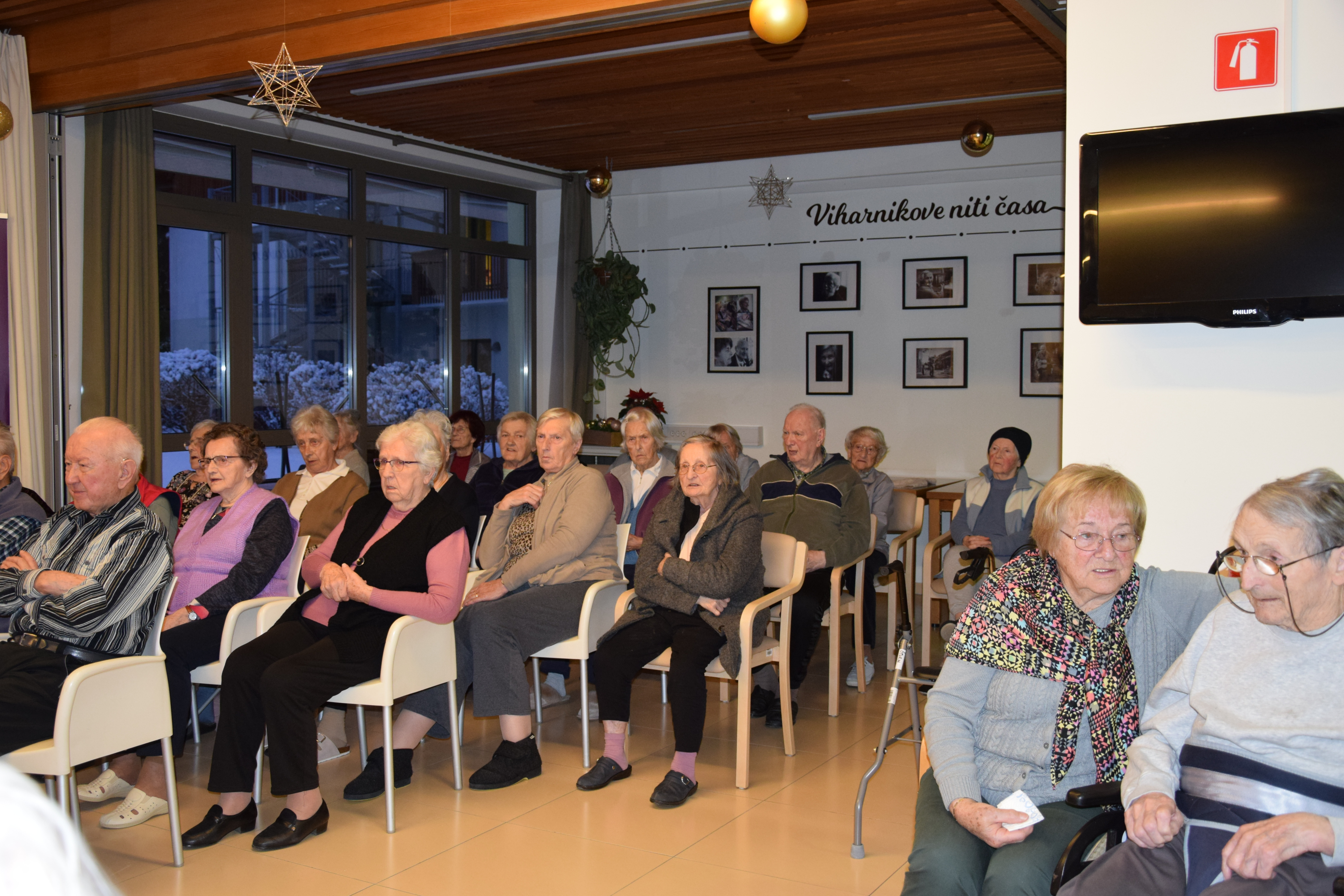 Božični koncert v avli