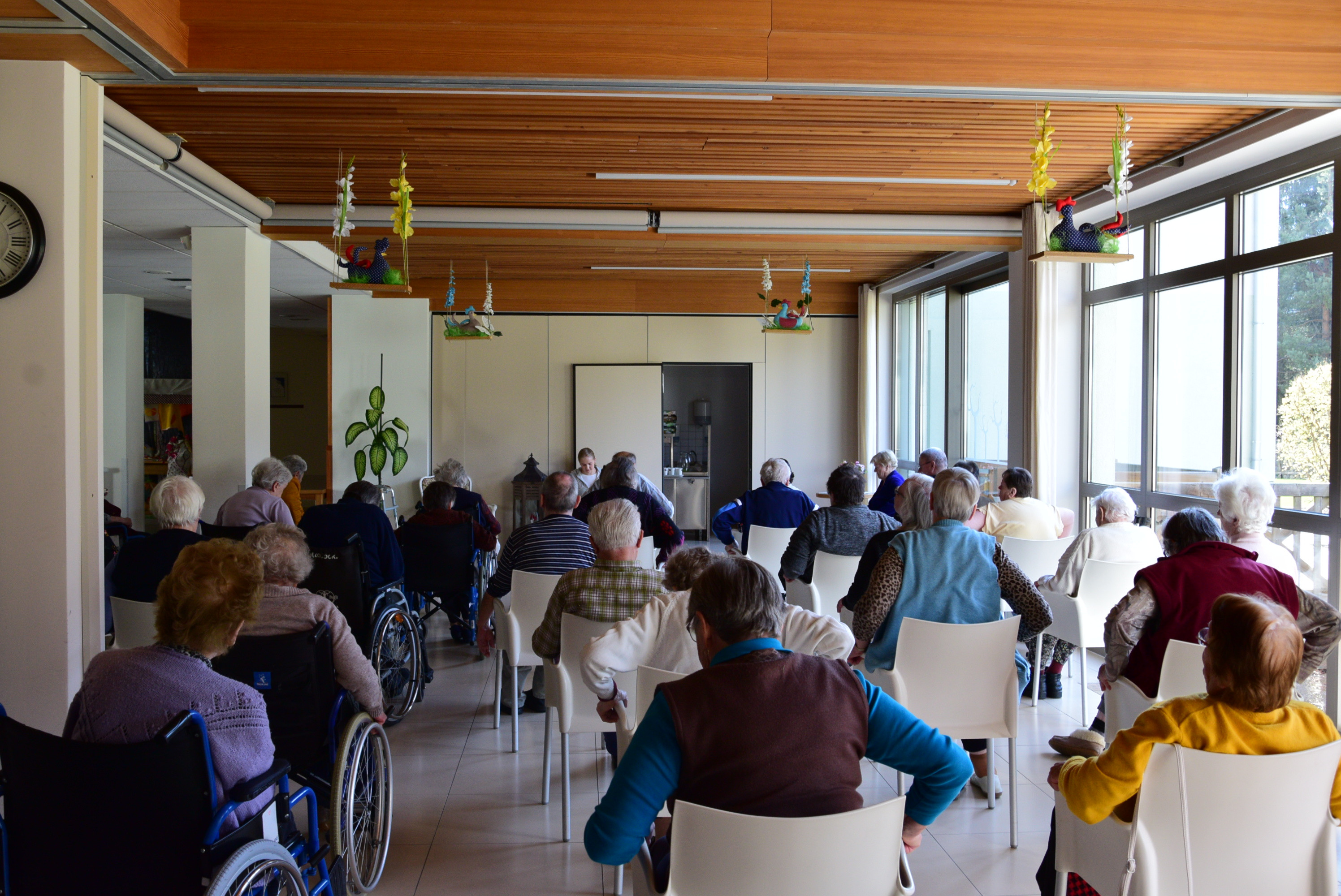 Dan gibanja: Telovadimo skupaj v avli
