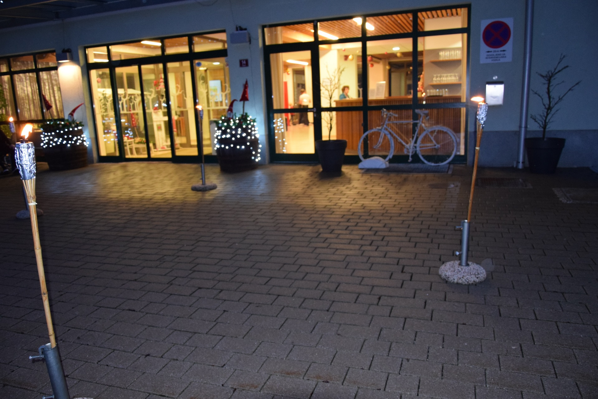 Dedek Mraz prišel je med nas