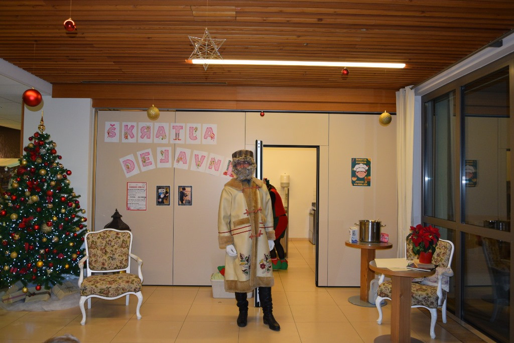 Dedek mraz za otroke zaposlenih