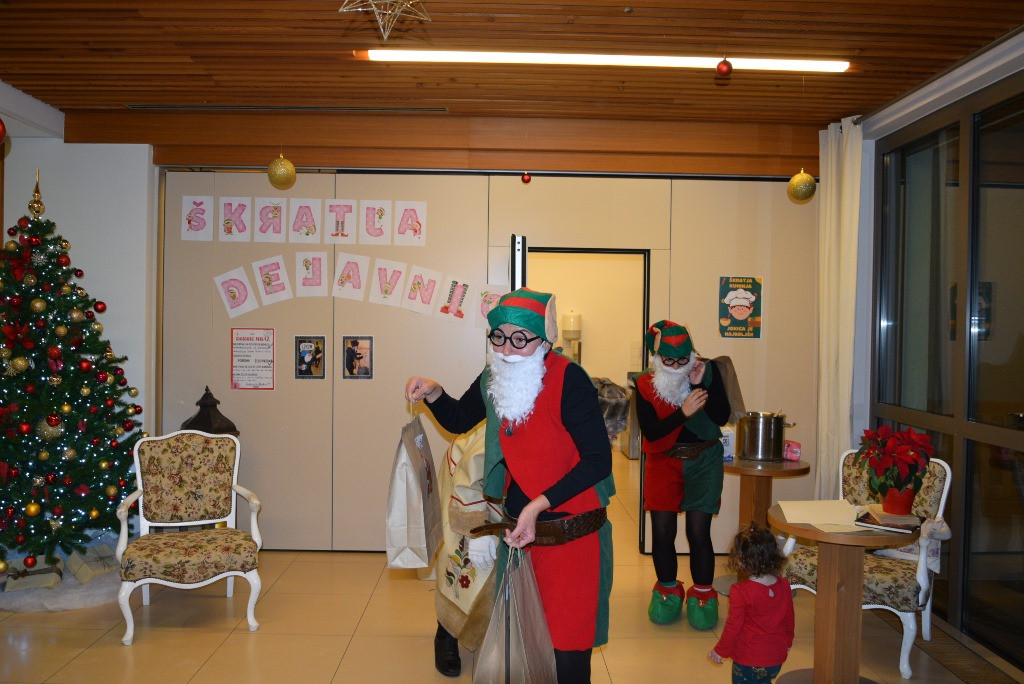 Dedek mraz za otroke zaposlenih