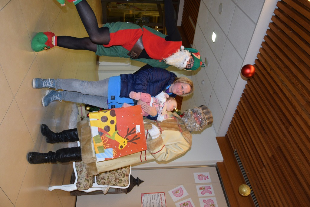 Dedek mraz za otroke zaposlenih