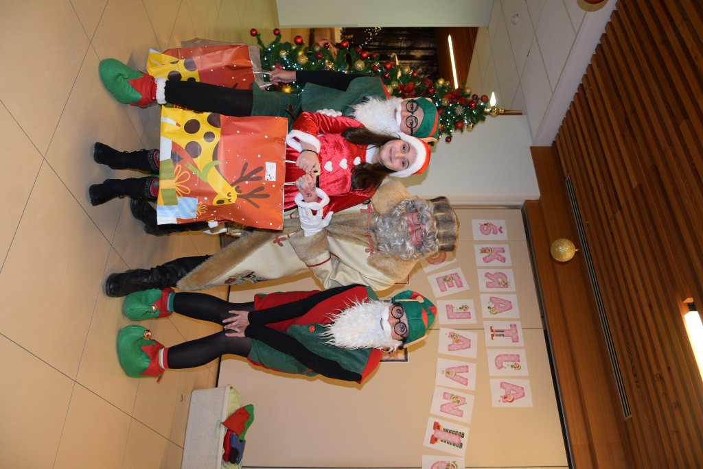 Dedek mraz za otroke zaposlenih