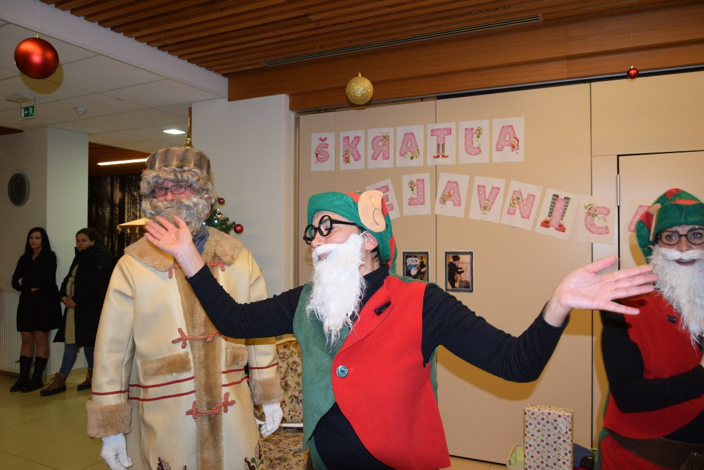 Dedek mraz za otroke zaposlenih