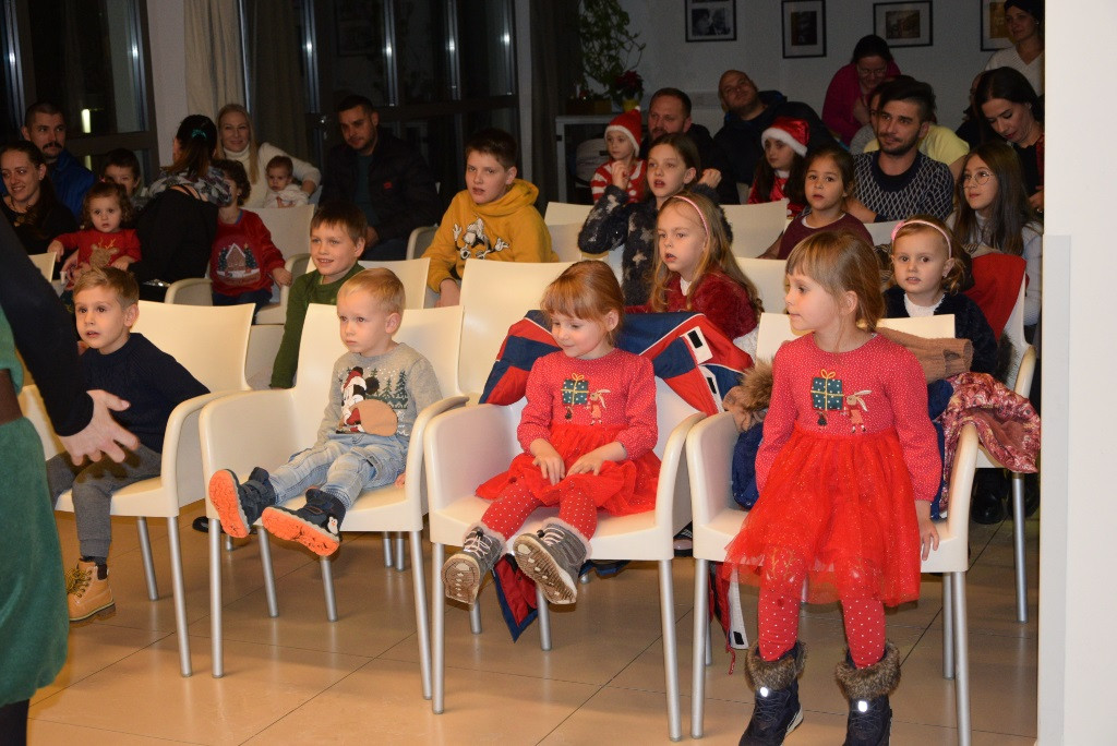 Dedek mraz za otroke zaposlenih