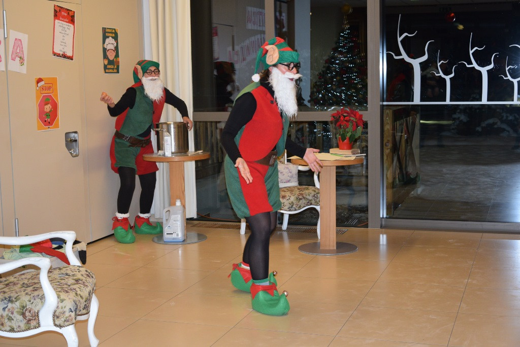 Dedek mraz za otroke zaposlenih