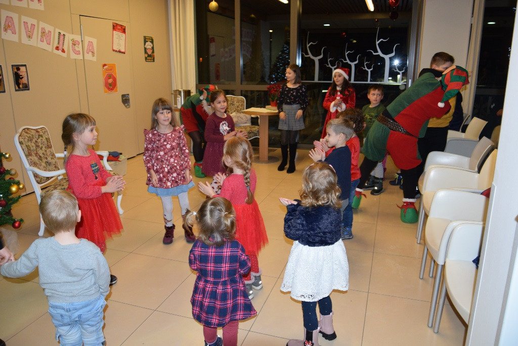 Dedek mraz za otroke zaposlenih