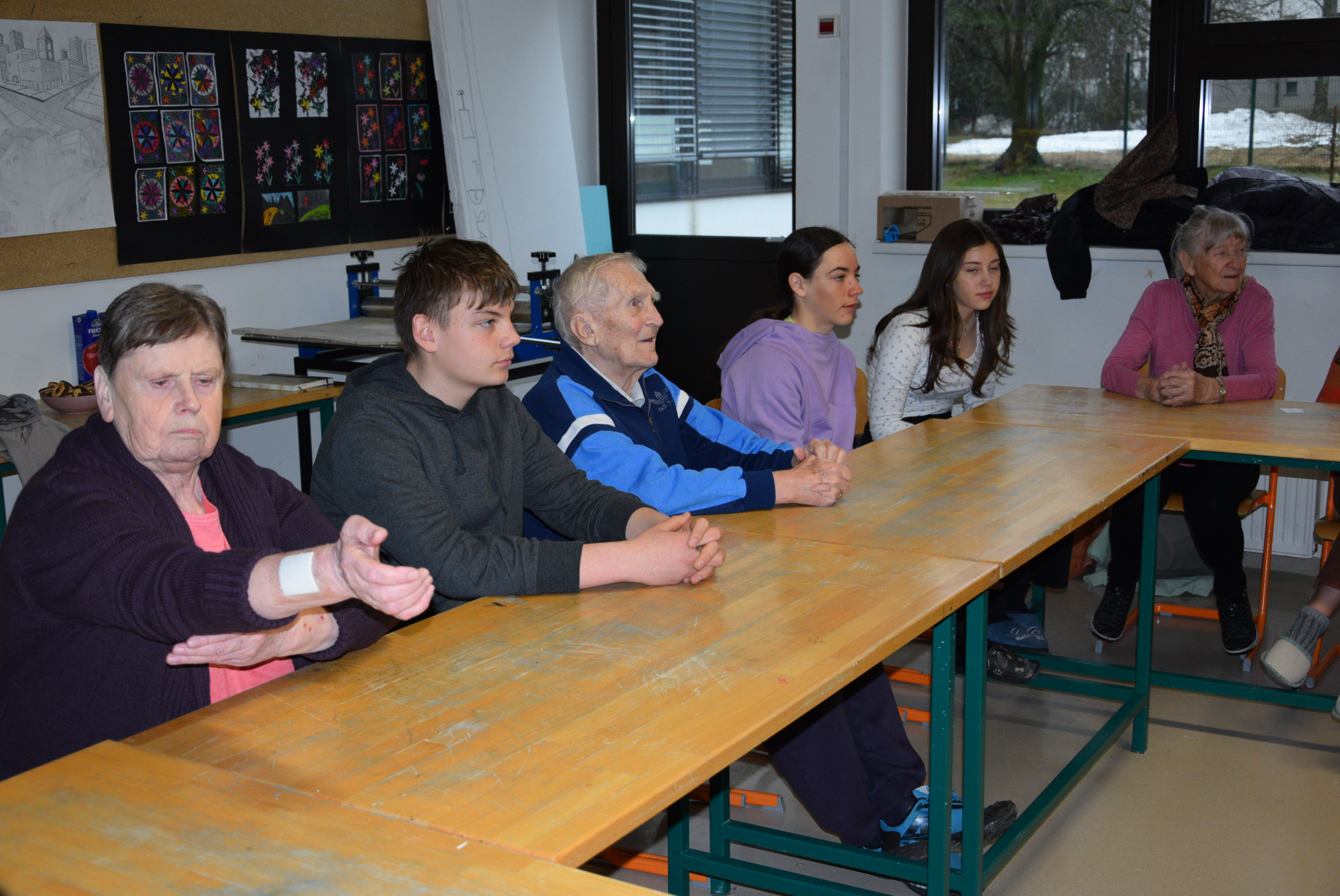 Delavnica z glino v OŠ Josipa Vandota