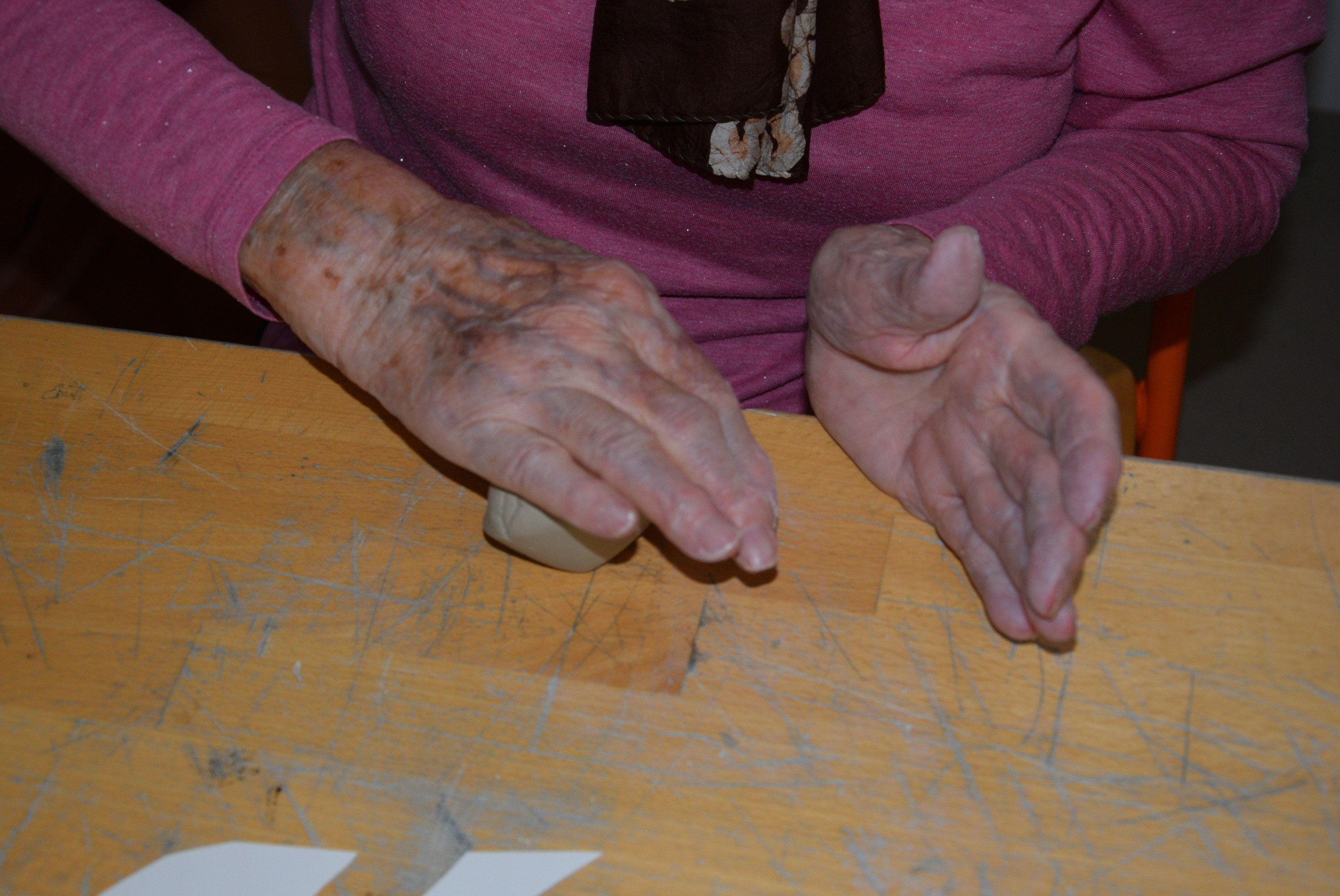 Delavnica z glino v OŠ Josipa Vandota