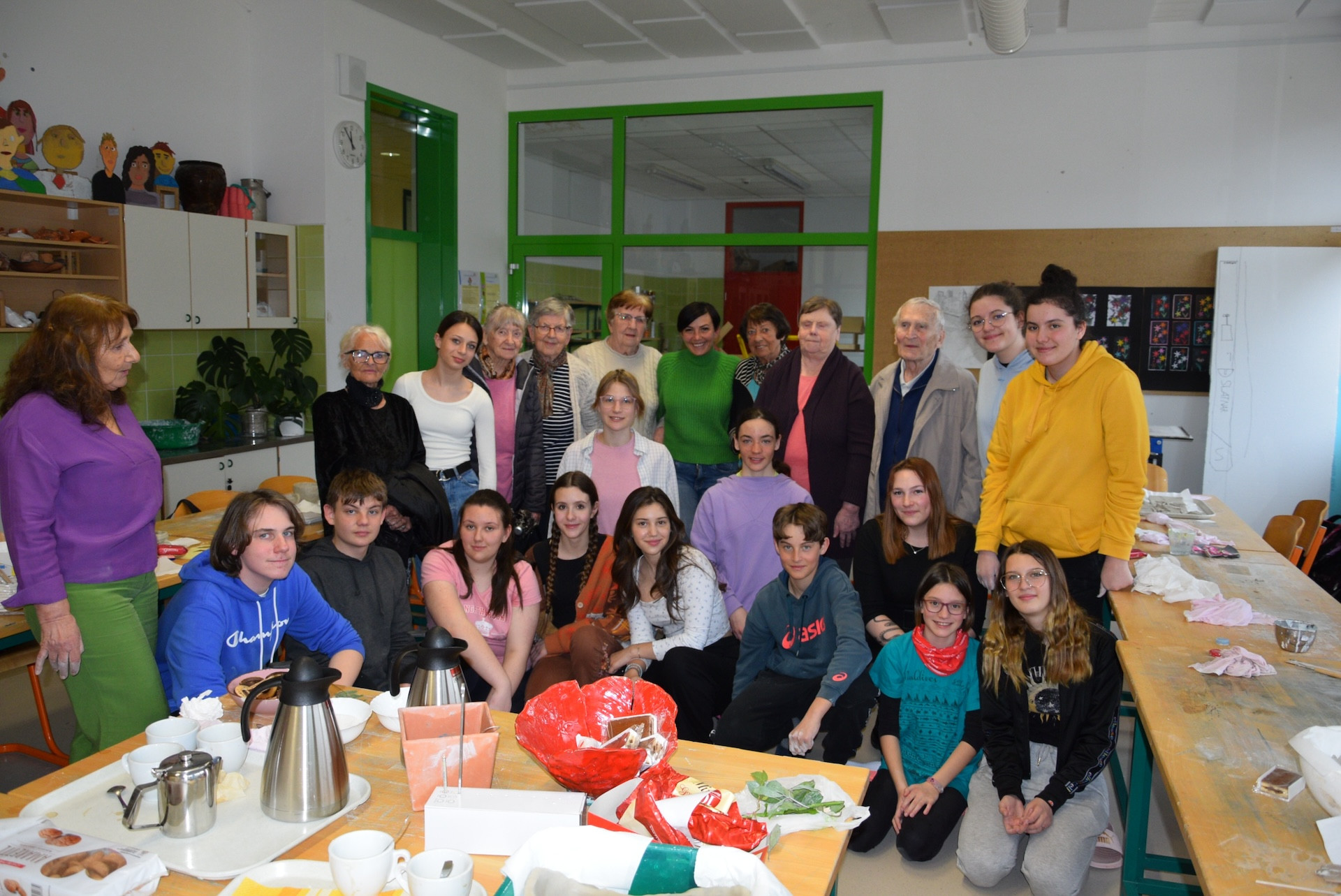 Delavnica z glino v OŠ Josipa Vandota