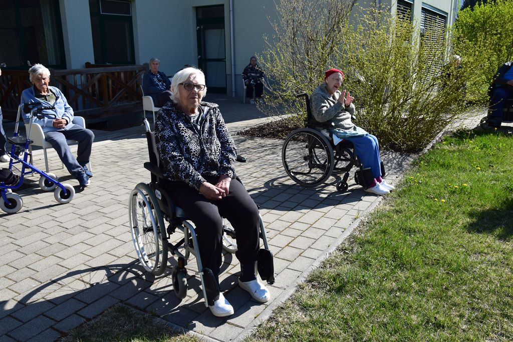Dom Viharnik odet v melodije harmonike