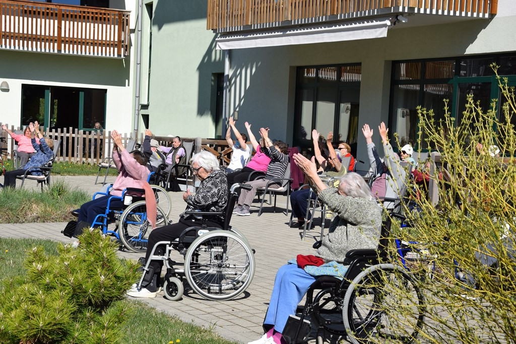 Dom Viharnik odet v melodije harmonike