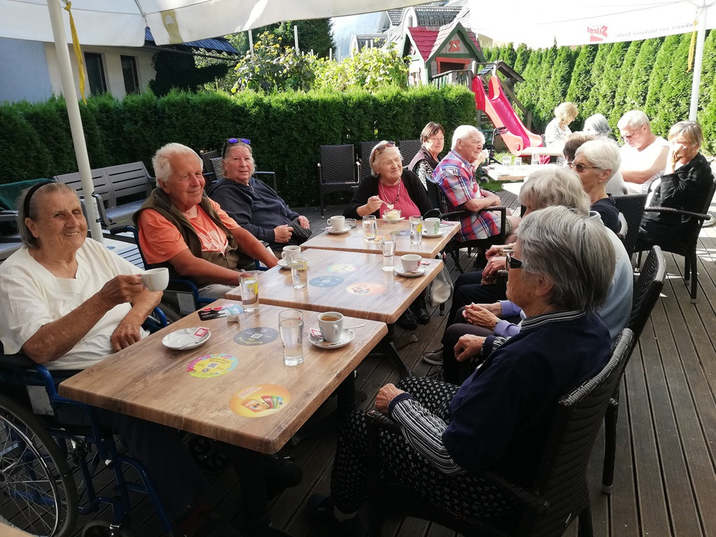 Gremo na kavo v Kranjsko Goro