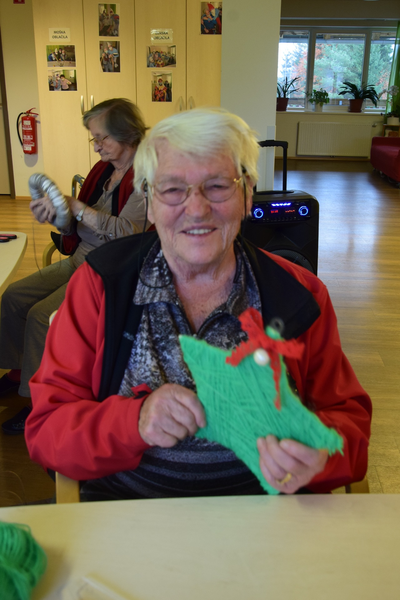 Izdelava adventnih venčkov na skupini Deseti brat