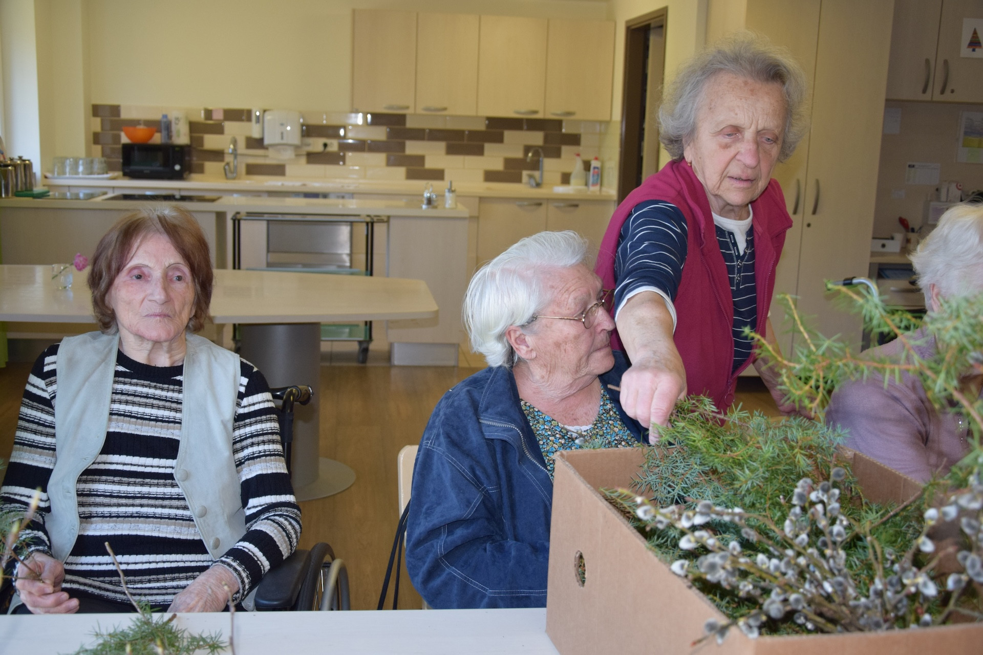 Izdelava velikonočnih butar z Darinko Tarman