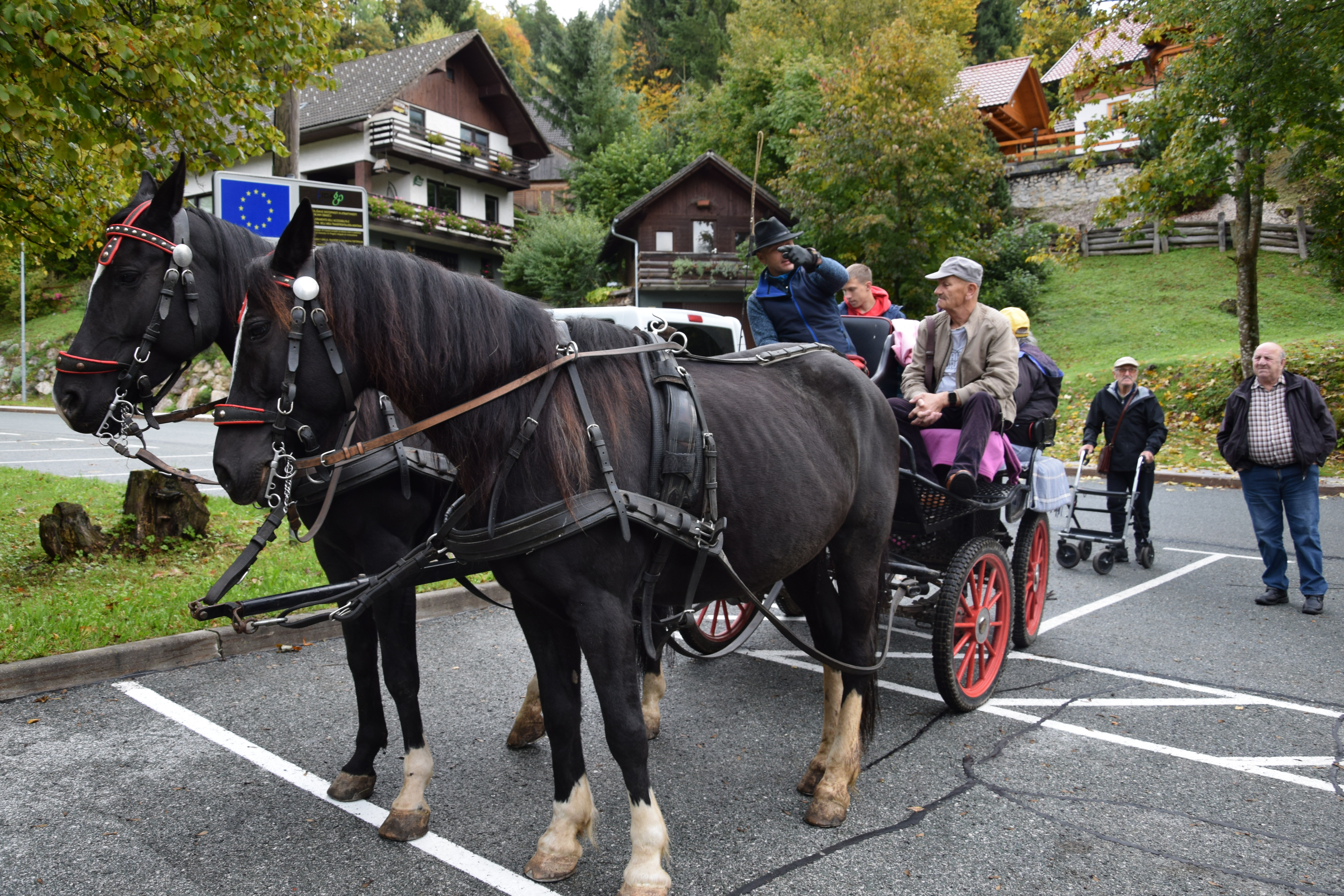 Izlet stanovalcev v Planino pod Golico