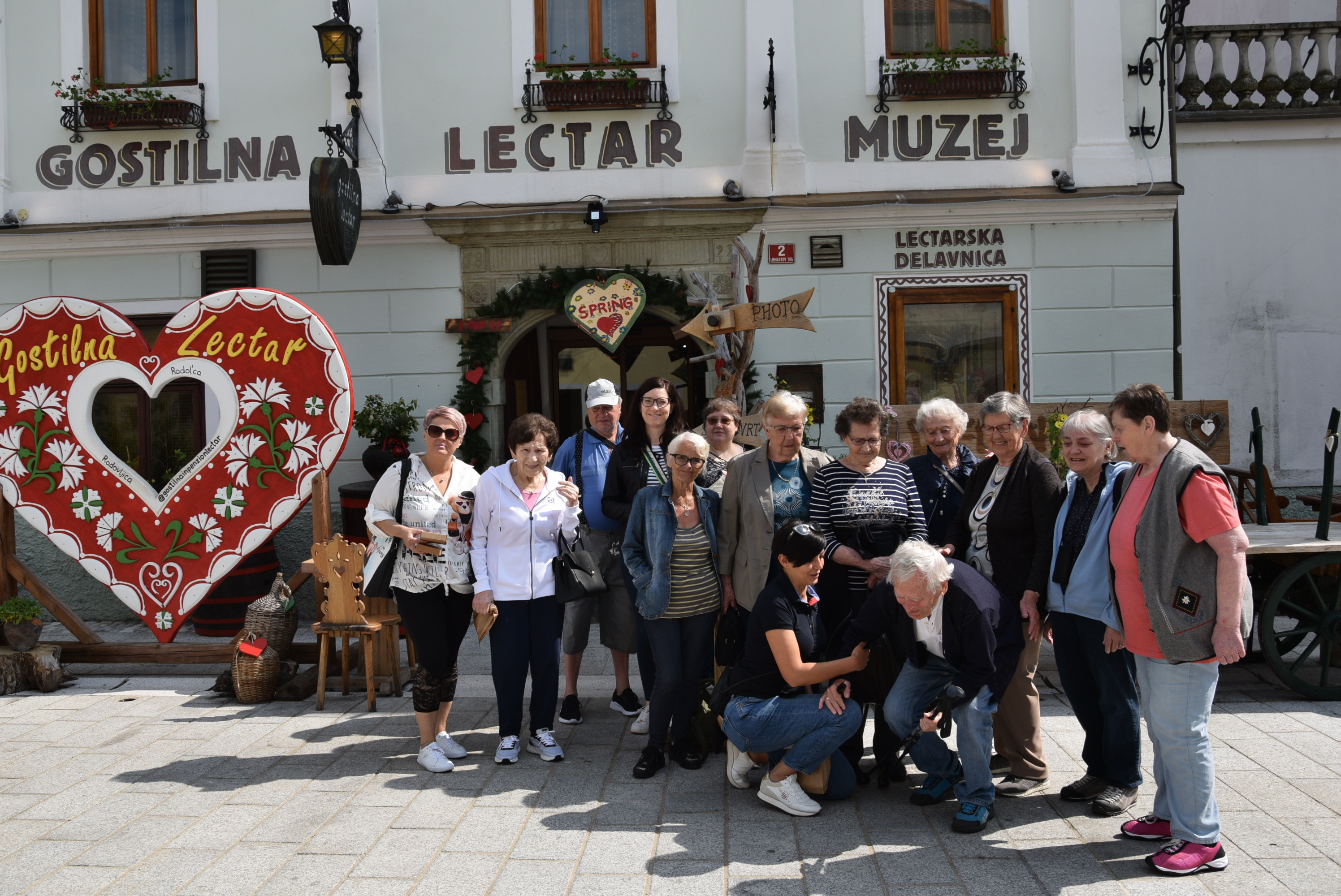 Izlet z ustvarjalci Bazarja