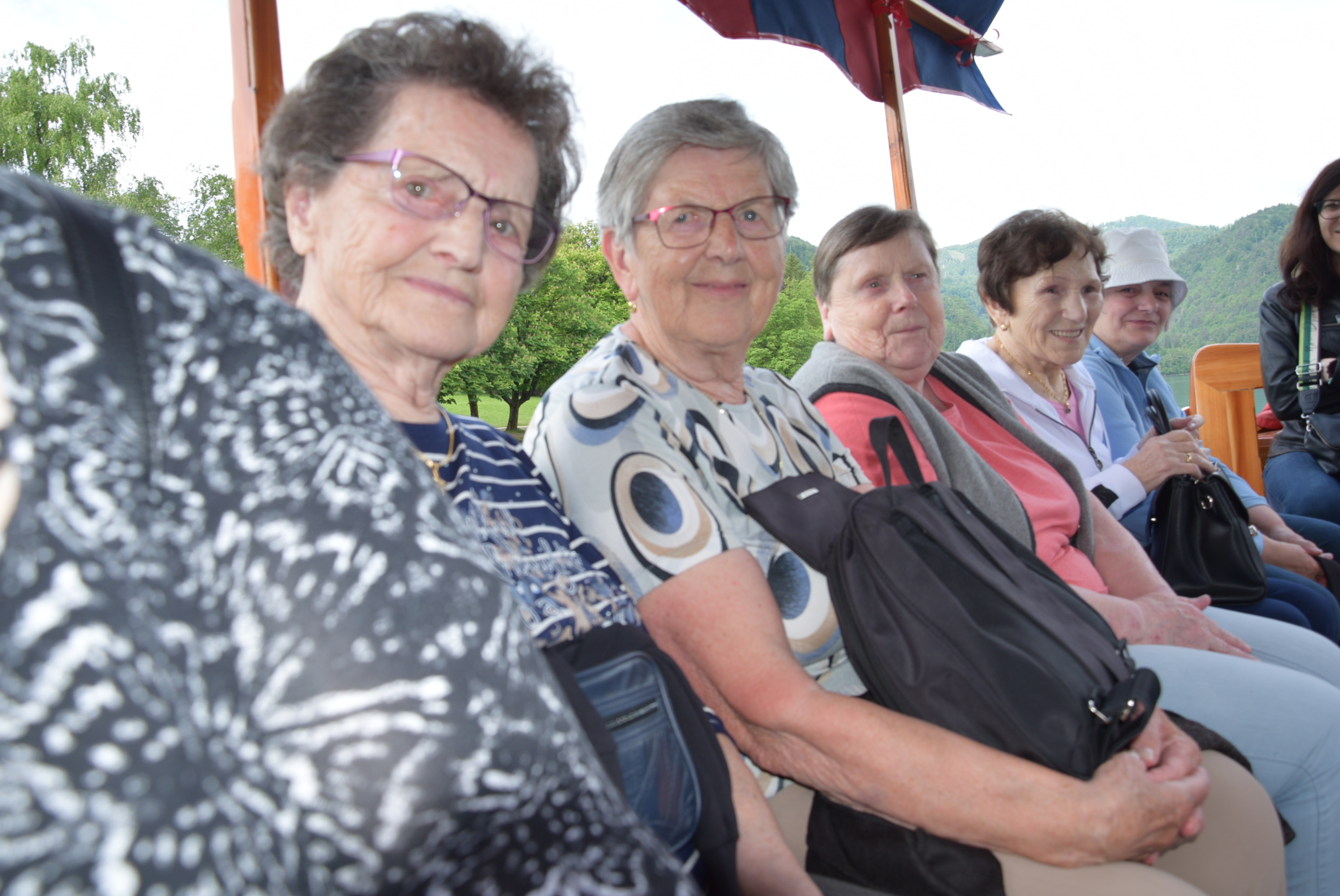 Izlet z ustvarjalci Bazarja