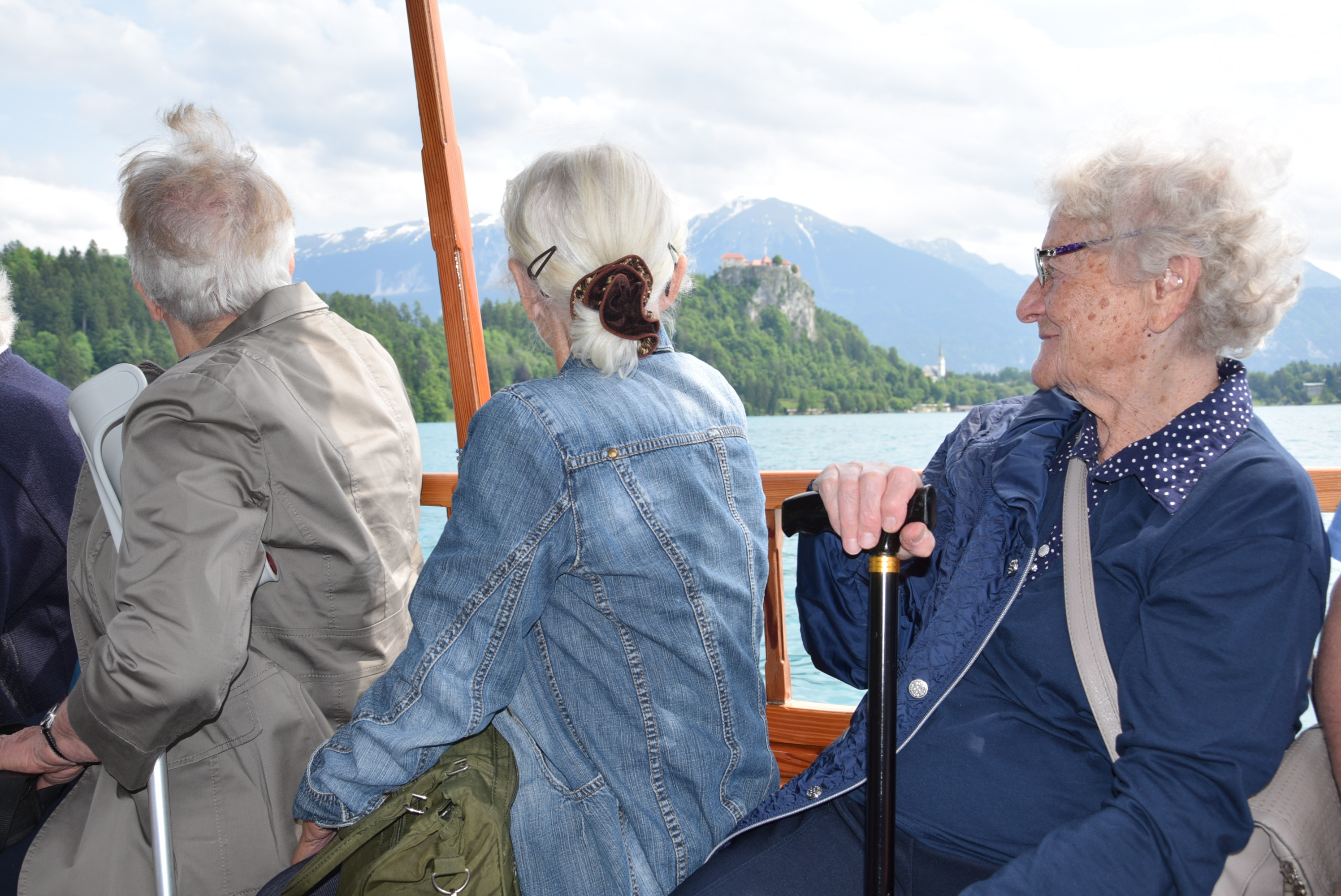 Izlet z ustvarjalci Bazarja